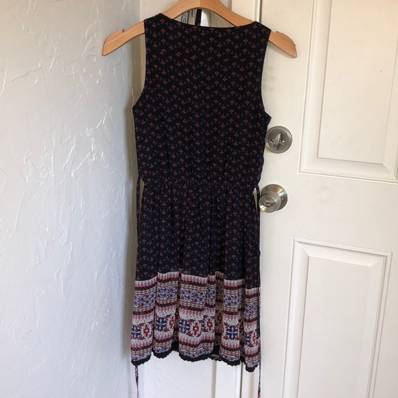 Dress with pockets - Picture 2 of 4